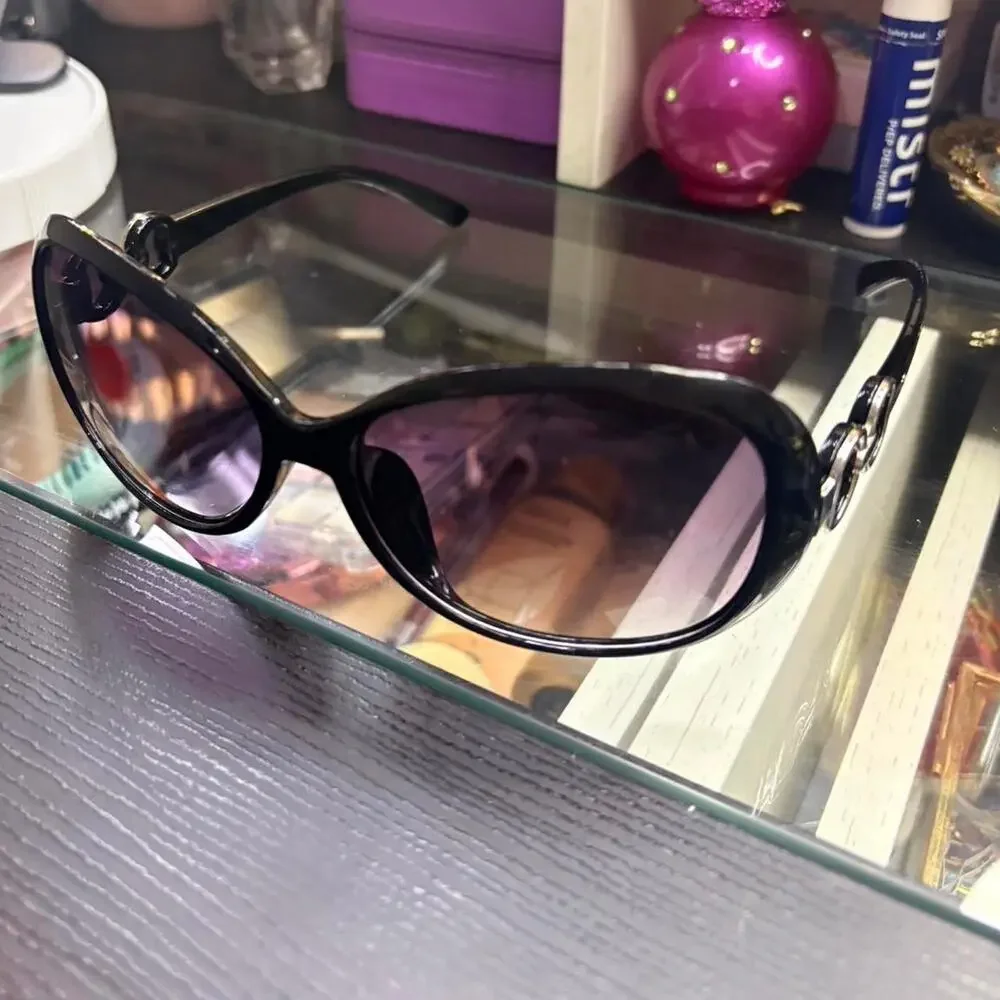 Women's Black y2k Oversized Sunglasses Glam Posh Coastal 2000s Mcbling